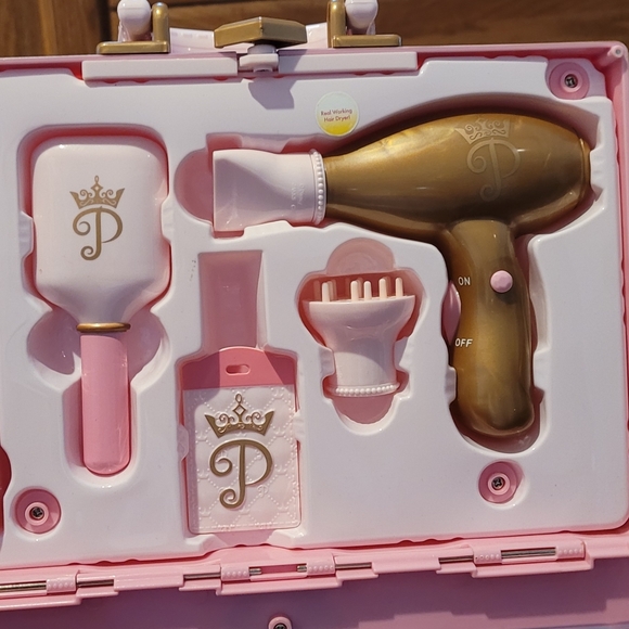 Disney Princess Beauty Set in case - Picture 2 of 2